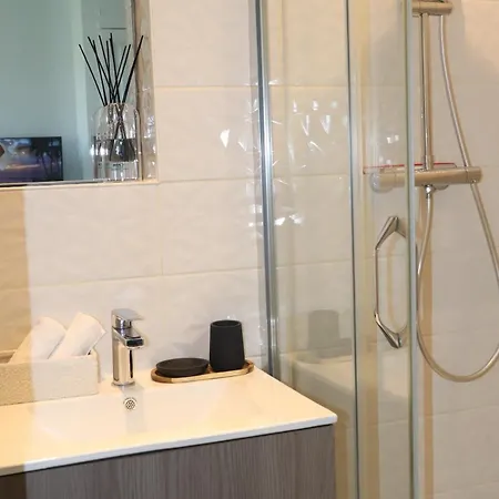 Apartment Charming Studio 2 In A Quiet Area Lyon
